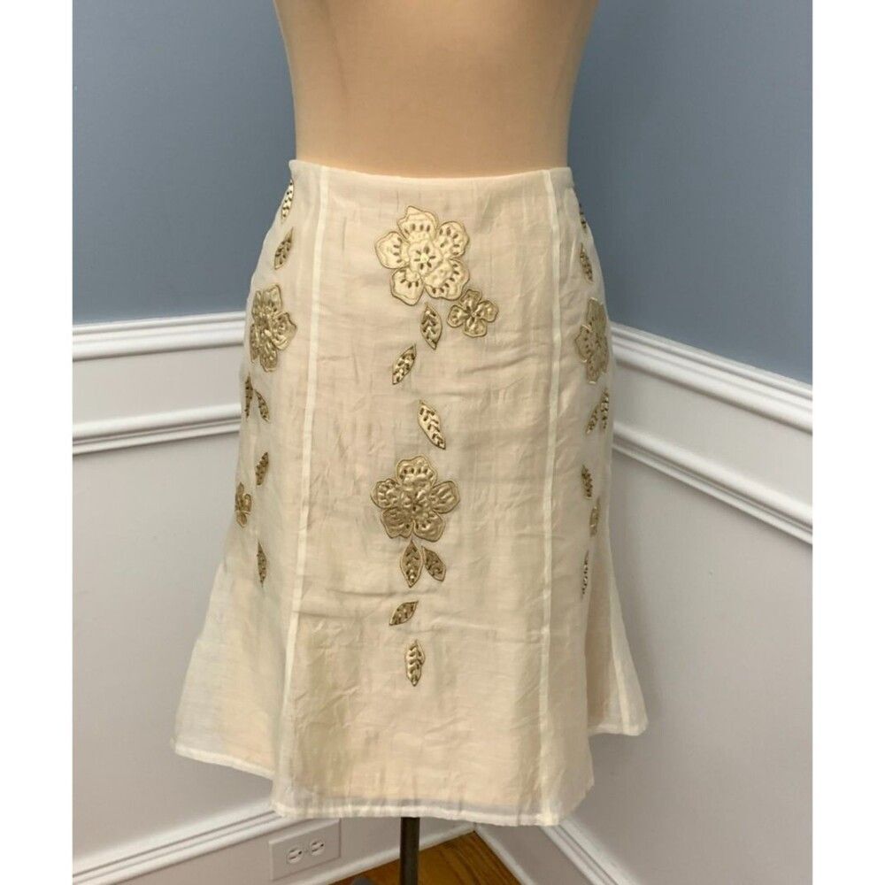 Bandolino Skirt Womens 8 Midi A-Line Flare Embroidered Floral Sheer Lined